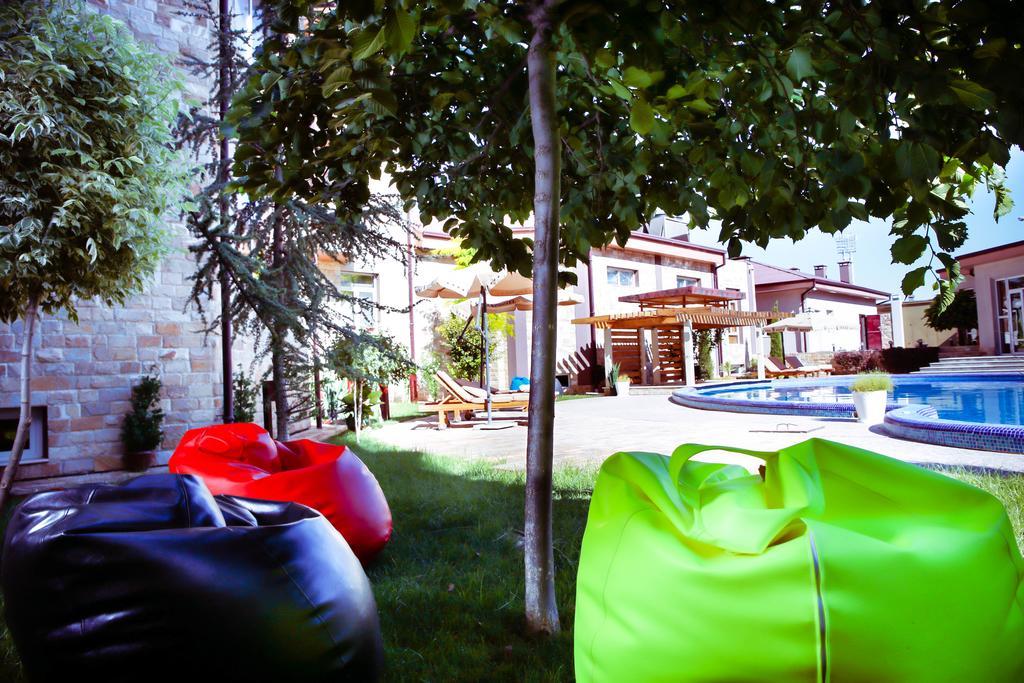 Grand M Hotel Navoi Ngoại thất bức ảnh